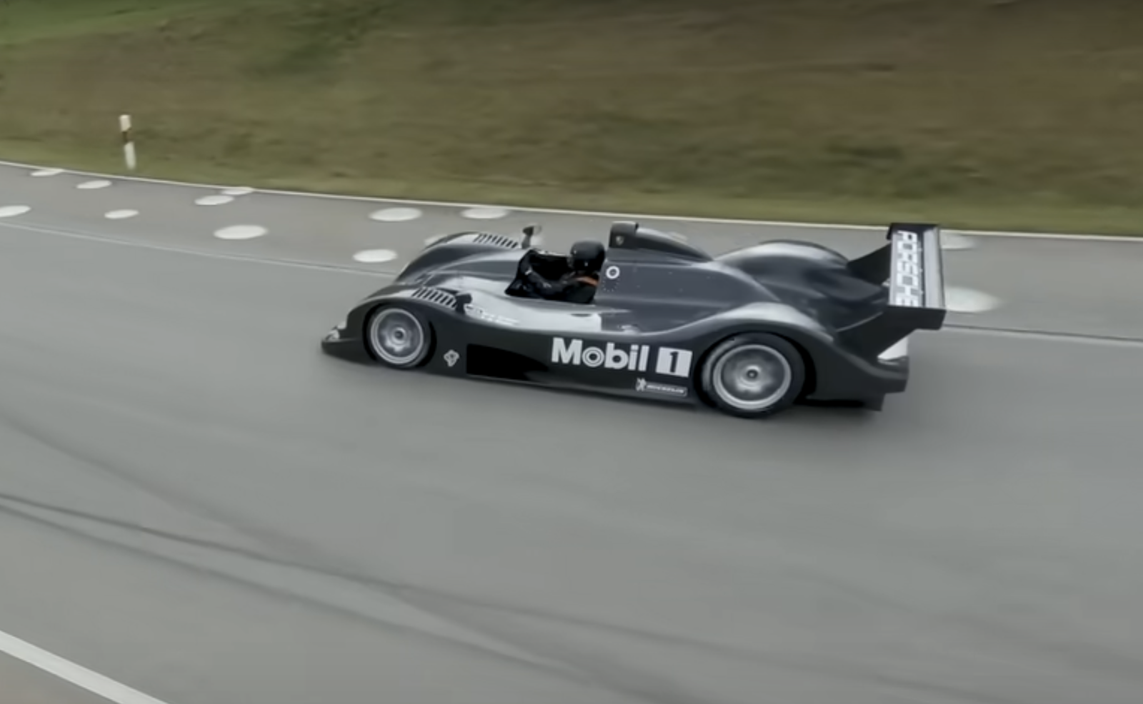 Porsche LMP2000 - side